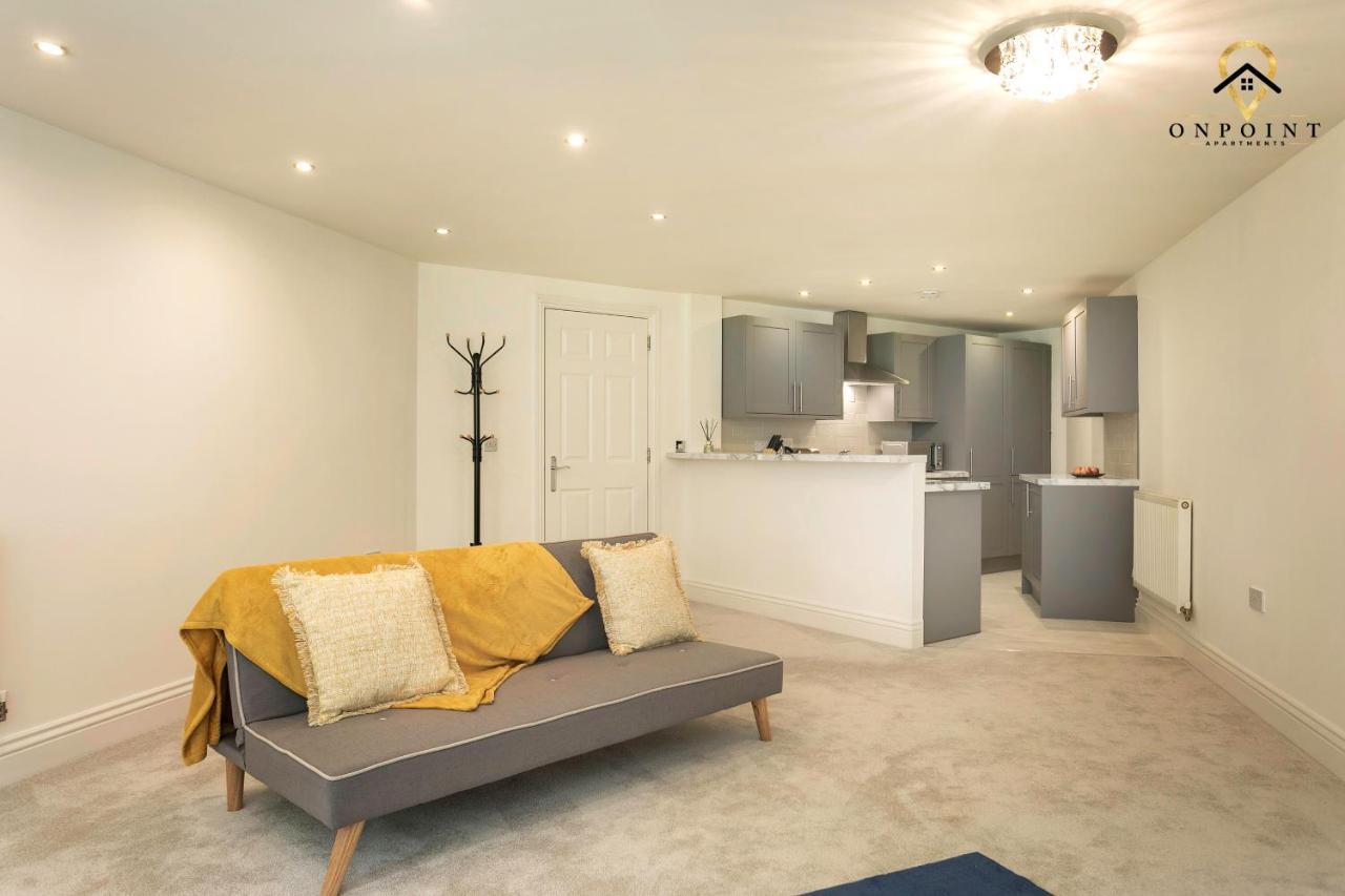 ✰Onpoint -Large 2 Bedroom Apt With Parking!✰ Nottingham Exterior photo